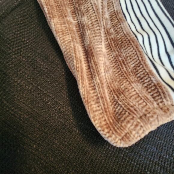 THML Multi Texture Knit Sweater, loose fit 3/4, chenille sleeves sz M - Picture 5 of 10